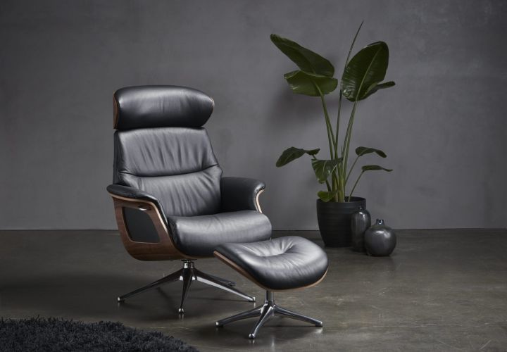 Clement fåtölj i svart läder